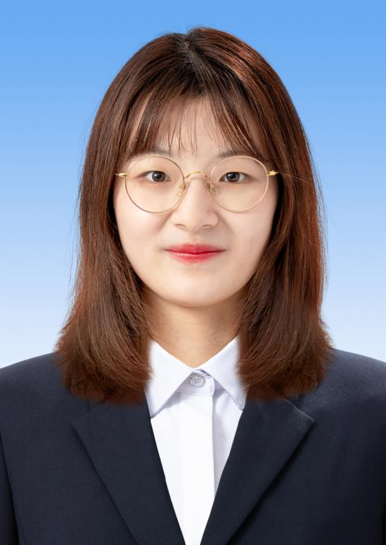 周薇  历史